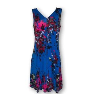 5/25$  V-Neck Sleeveless Floral Dress Full Bloom